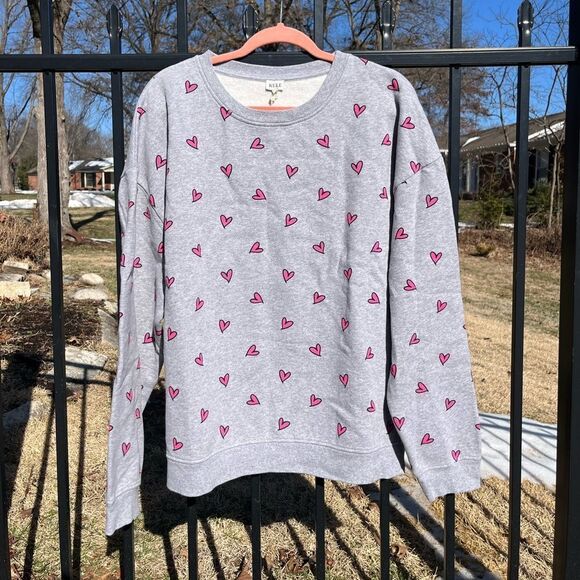 KULE Oversized All Over Hearts Sweatshirt NWT - Picture 5 of 10